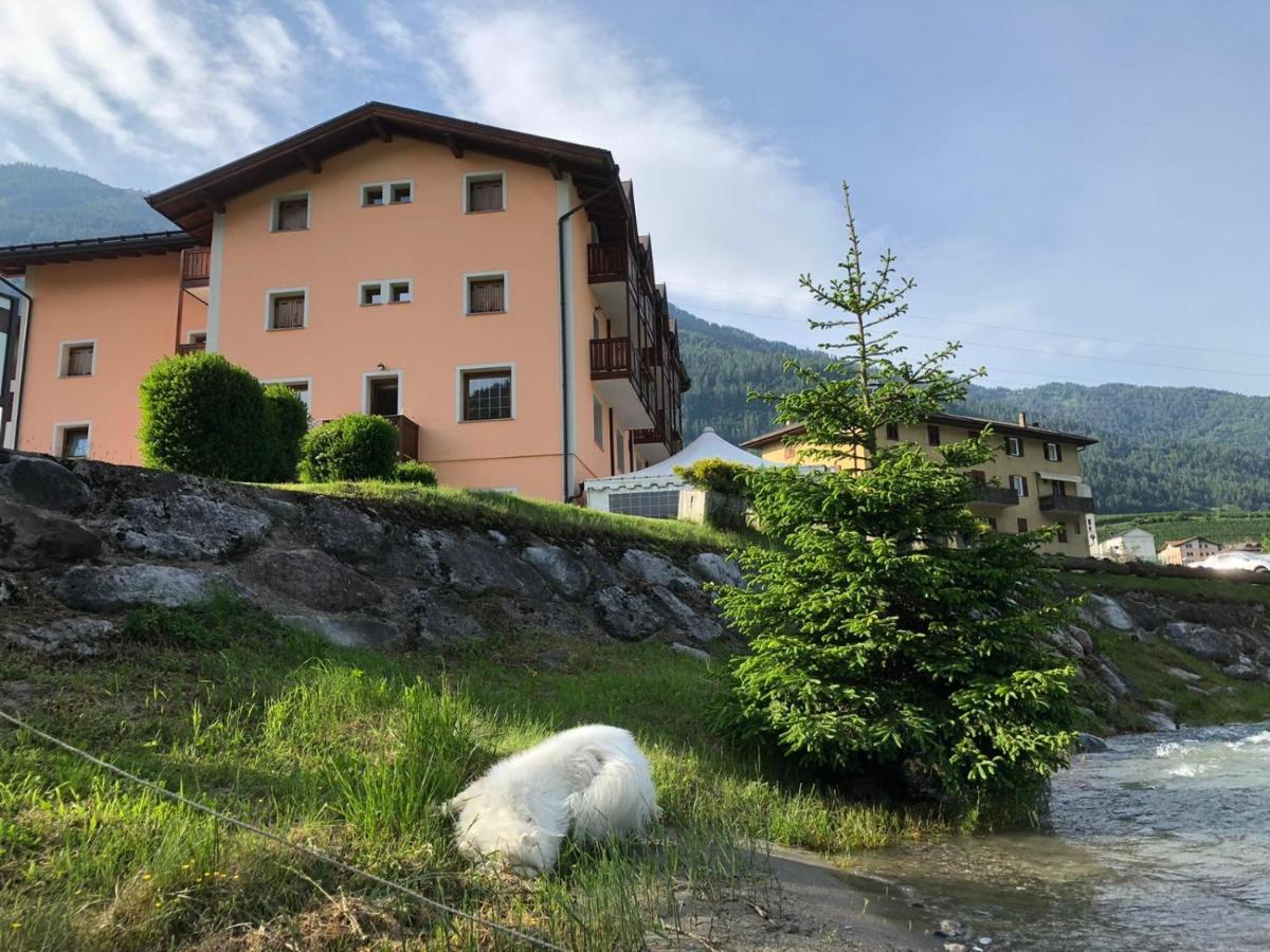 Hotel Laste' Caldes Exterior photo